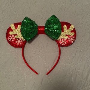 Minnie Mouse Christmas Ears